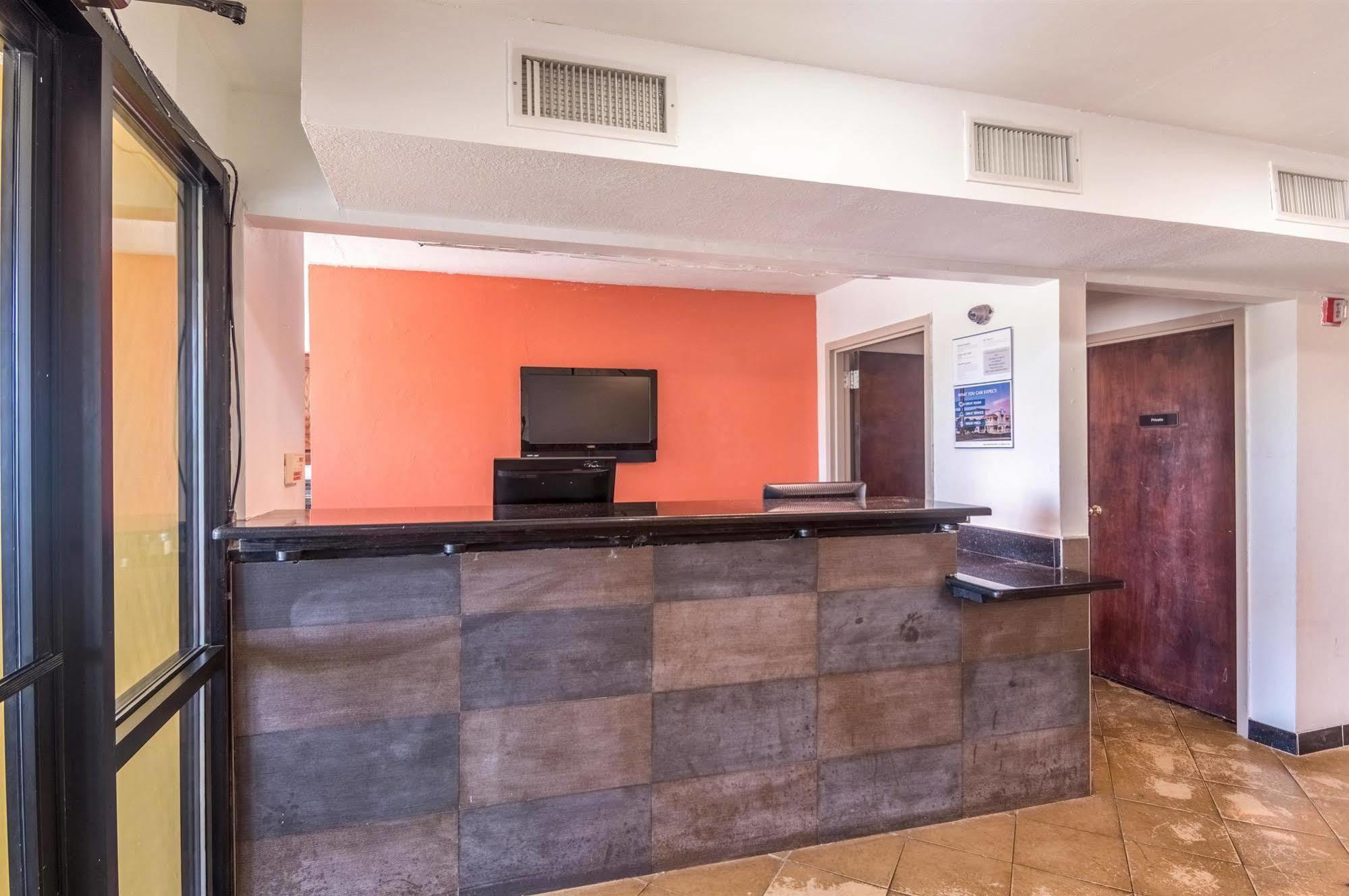 Motel 6 Erick Exterior photo
